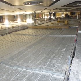 安曇野市　パチンコ店内部足場工事-2 イメージ2